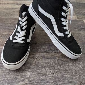 Women's Hi Skate Van's Size 9.5